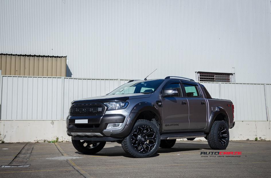 FORD RANGER ASSAULT GLOSS BLACK MILLED ACCENTS